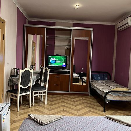 Mini Hotel Leon Beregleányfalva Kültér fotó