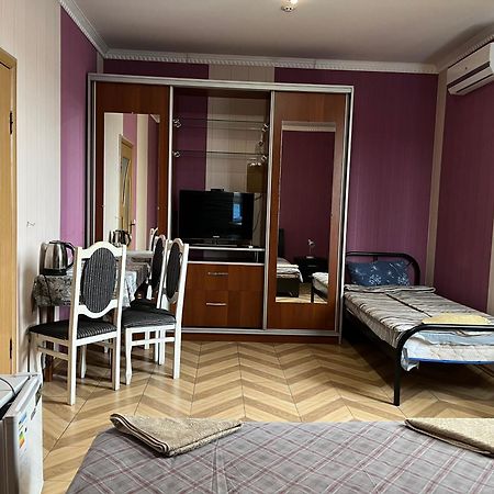 Mini Hotel Leon Beregleányfalva Kültér fotó