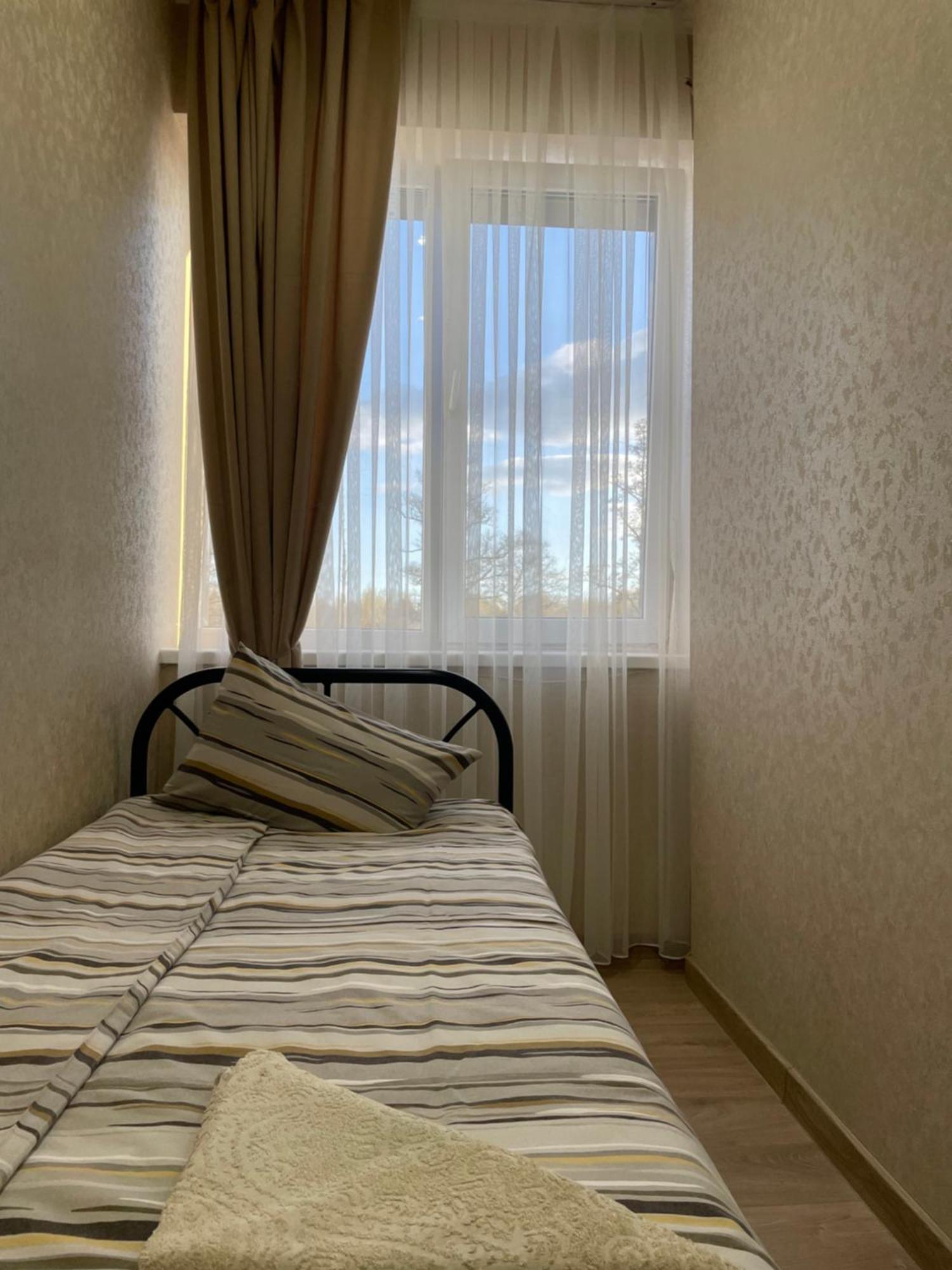 Mini Hotel Leon Beregleányfalva Kültér fotó