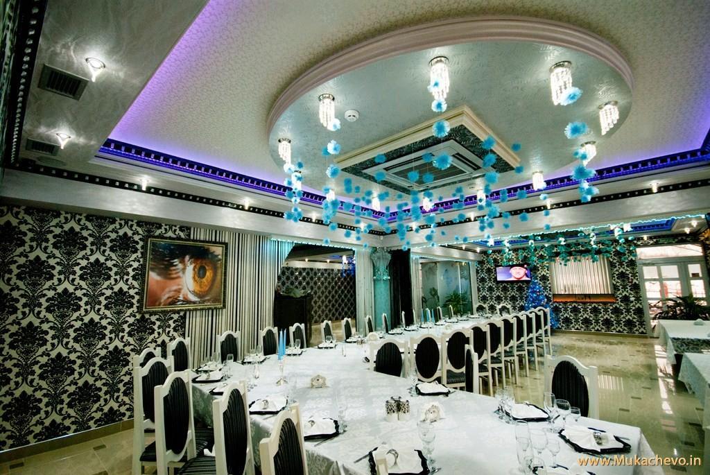 Mini Hotel Leon Beregleányfalva Kültér fotó